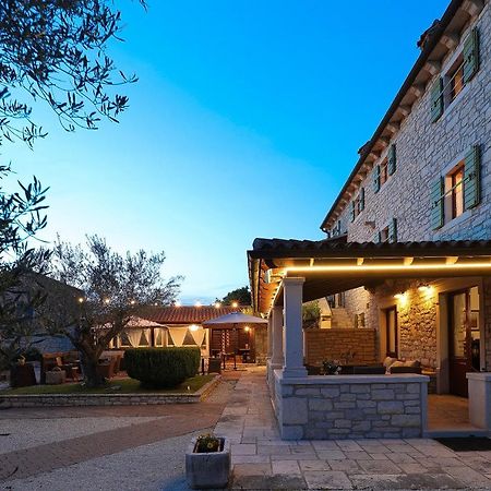 B & B Casa Rustica Dva Baladura Rooms Kanfanar Exterior foto