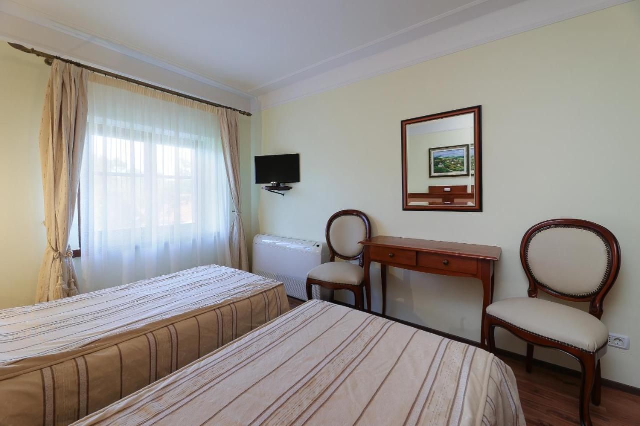 B & B Casa Rustica Dva Baladura Rooms Kanfanar Exterior foto